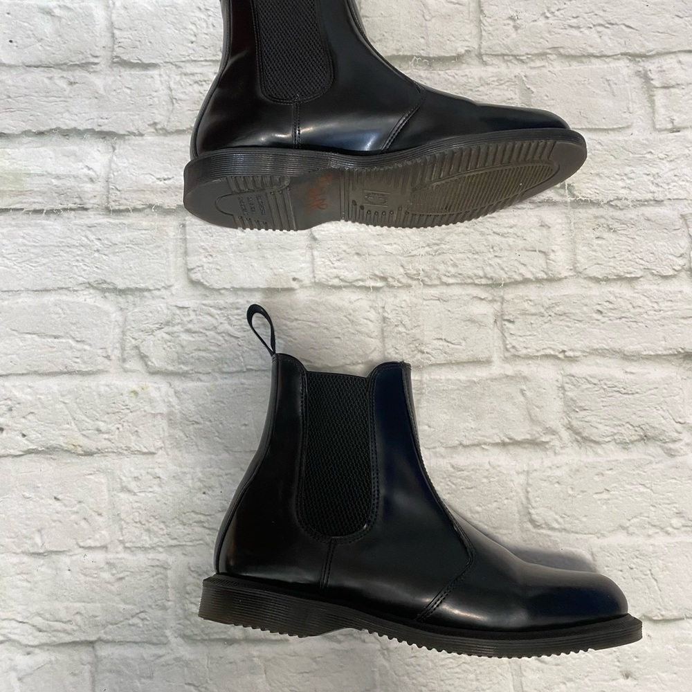 Dr. Martens Black Leather Chelsea Ankle Boots - Picture 9 of 11